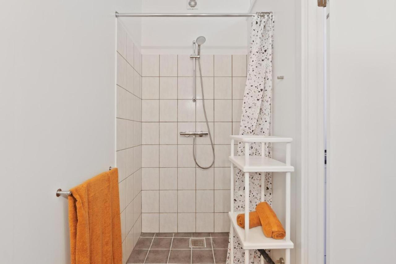 Charming - Luxurious 1 Bedroom Apartment In The Heart Of Aalborg Dış mekan fotoğraf